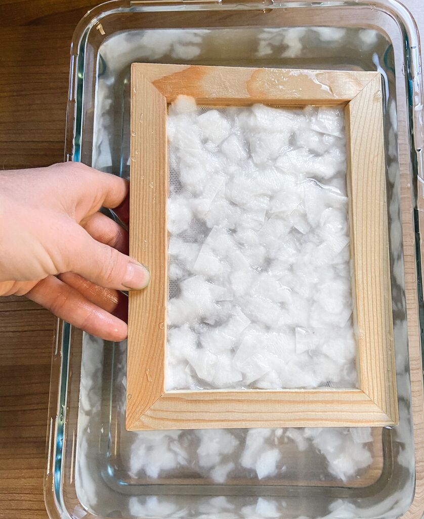Bastelspaß - Papierschöpfen Bastelspaß - Papierschöpfen
