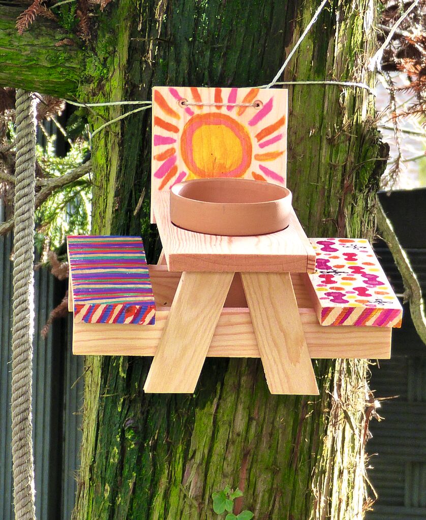 Krabbelkäfer Eichhörnchen-Picknicktisch Krabbelkäfer Eichhörnchen-Picknicktisch